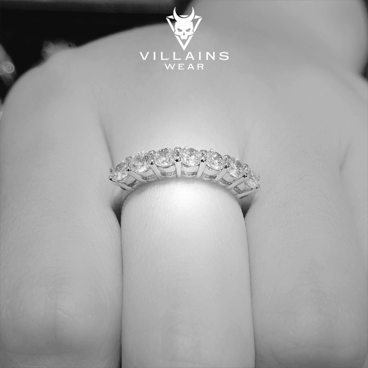 Moissanite Elegance Ring - VillainsWear