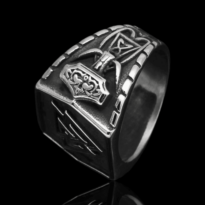 Viking Triumph Triangle Rune Ring - VillainsWear